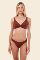 Bikini Panty Básico Barn Red Neo - B21320 - Malai